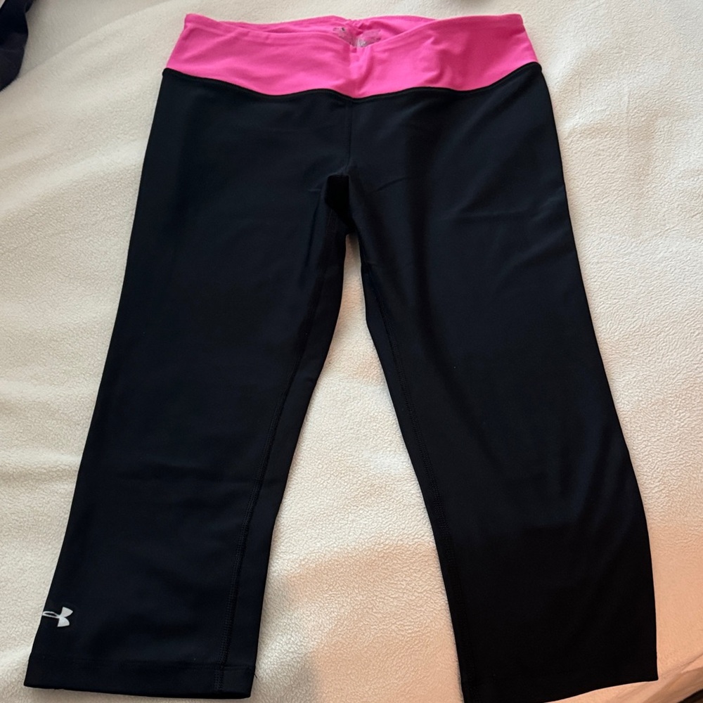 Under Armour cropped leggings with pink waistband